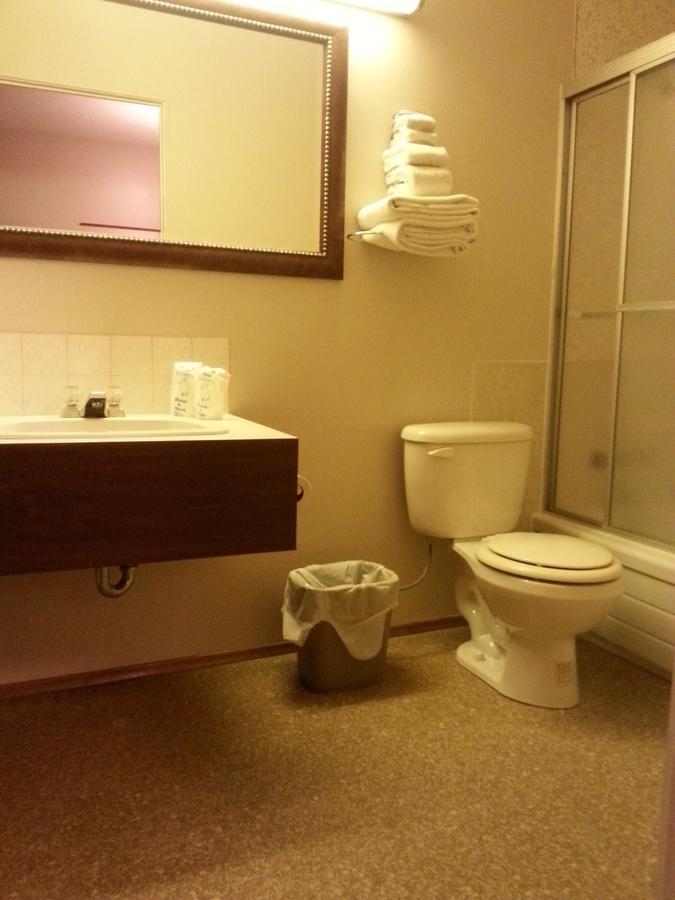 Cudworth Motor Inn Ruang foto